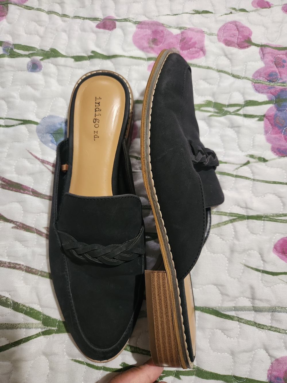 Indigo Rd. Women’s Black Braided Slip-On Loafers